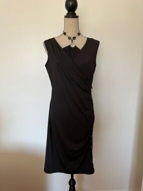 Black slinky and sleeveless dress by Style Therapy